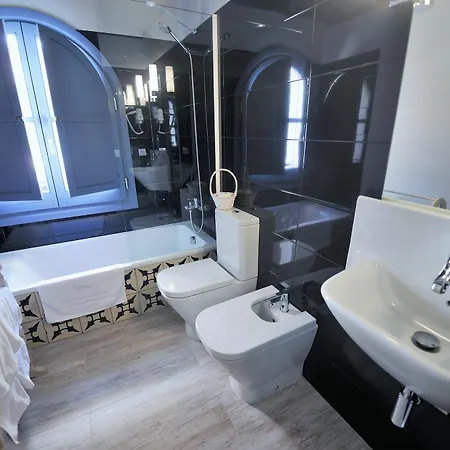 Apartasuites Alberca